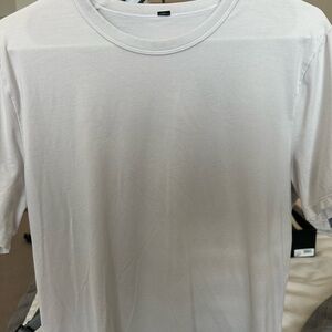Lululemon Athletica White Short Sleeve Tee